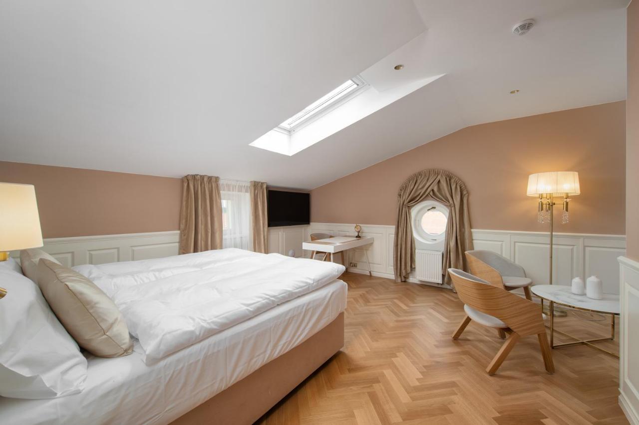 Hotel & Restaurant Chateau Trnova Trnowa Kültér fotó