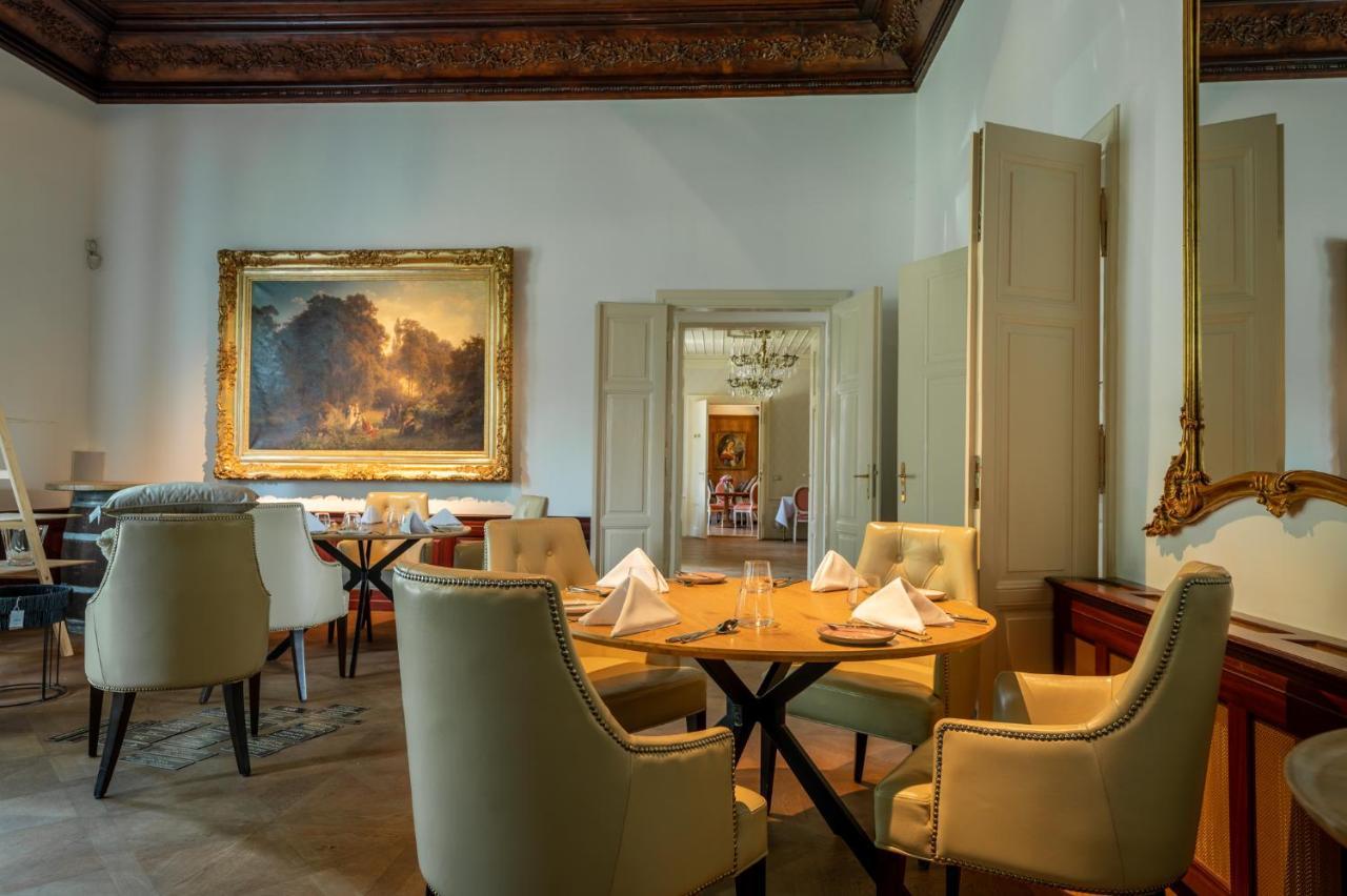 Hotel & Restaurant Chateau Trnova Trnowa Kültér fotó