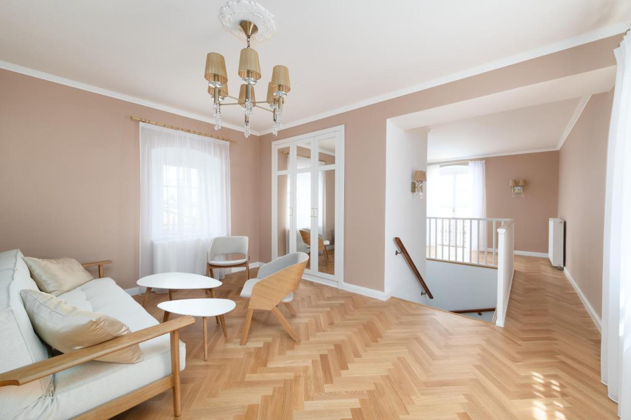 Hotel & Restaurant Chateau Trnova Trnowa Kültér fotó